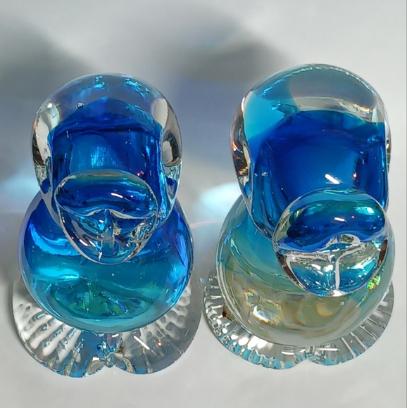 Glass Art Pair of Ducks Blue Paperweights - Picture 5 of 5